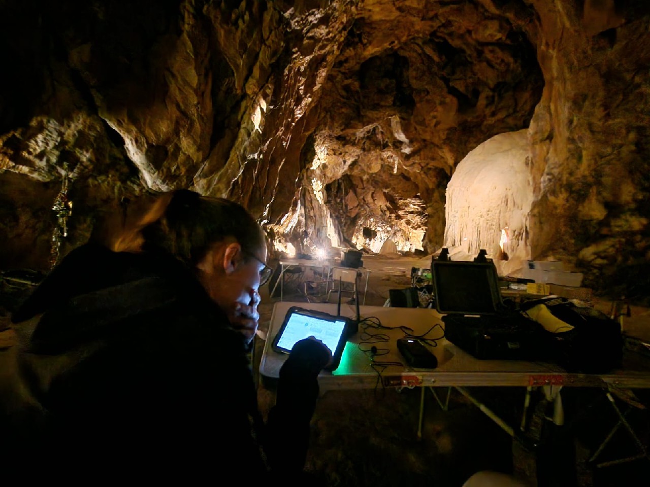 Manta Voyager tested in a cave mission